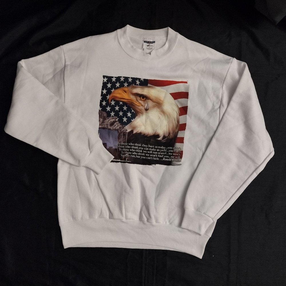 Vintage Tear Bald Eagle twin towers sweatshirt - Size M - NWOT